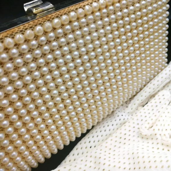 Vintage Jullus Resnick Pearl Clutch and Gloves - Picture 5 of 8